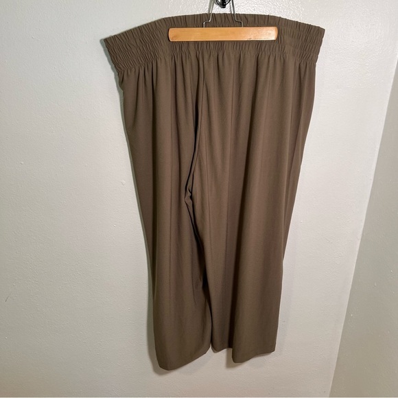 Jones & Co Jones New York Pull On Cropped Pant Wide Leg Green - Picture 5 of 9